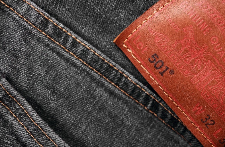Die meisten kennen die Bedeutung vom Lederpatch auf deiner Jeans nicht.