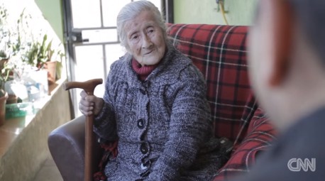 Mit 92 erfährt diese Frau, was sie 50 Jahre lang in sich trug