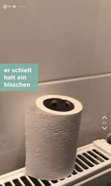 Sie klebt aus Spaß 400 Wackelaugen in der Wohnung ihres Freundes auf - Das Ergebnis ist genial