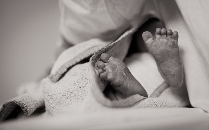 Einfach furchtbar: Mama und Baby starben im Kreißsaal