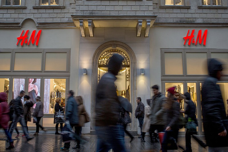H&M-Verkäuferin erzählt: So unmöglich verhalten sich Kunden