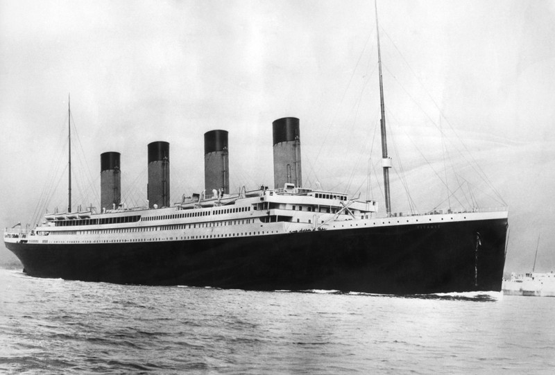 Die Titanic hatte eigentlich nur drei Schornsteine!