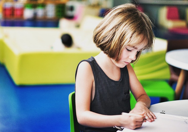 Kind mit Dyslexie schreibt herzergreifendes Gedicht und begeistert damit das Netz