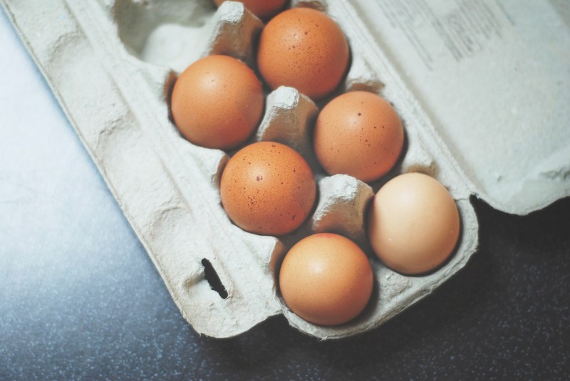 Dieses Bild zeigt eine Packung hartgekochter Eier.