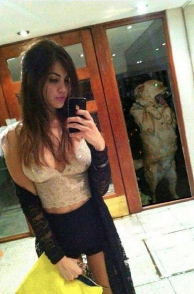Man sieht ein peinliches Bild und es geht um peinliche Bilder mit peinlichem Hintergrund.