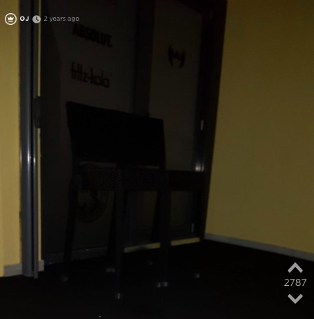 Bild eines Treppenhauses auf Jodel