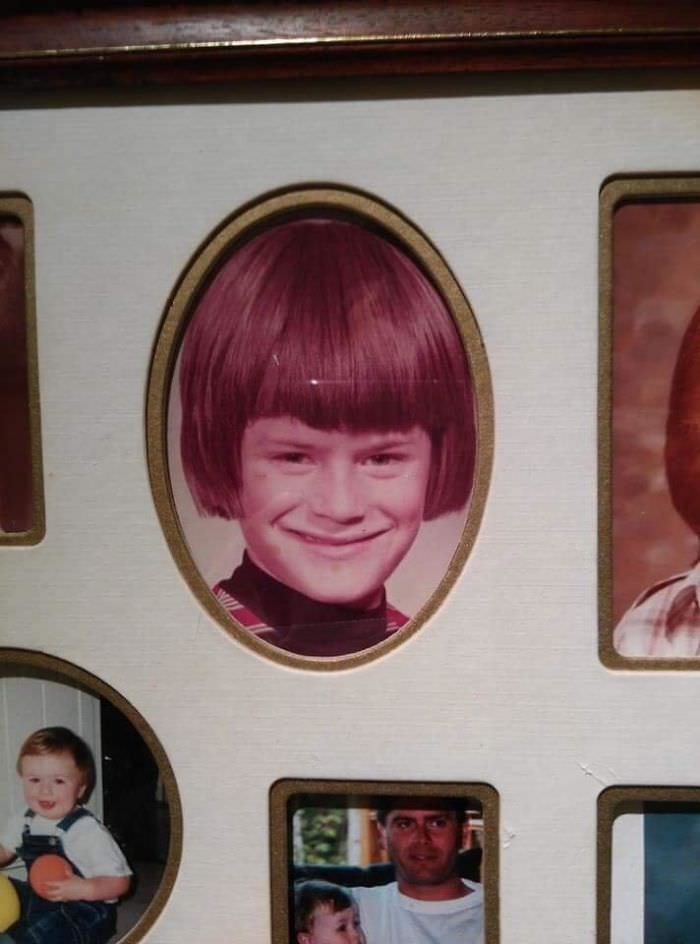 Foto eines Kindes im Rahmen