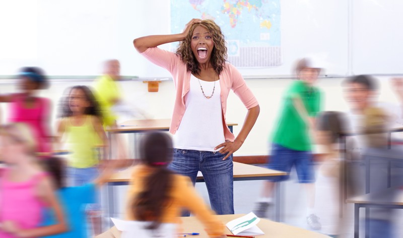 Lehrerin im Schul-Chaos