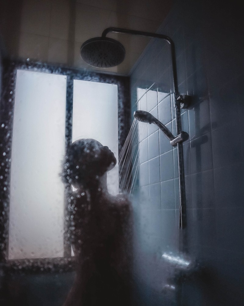 Frau, Dusche, Wasser