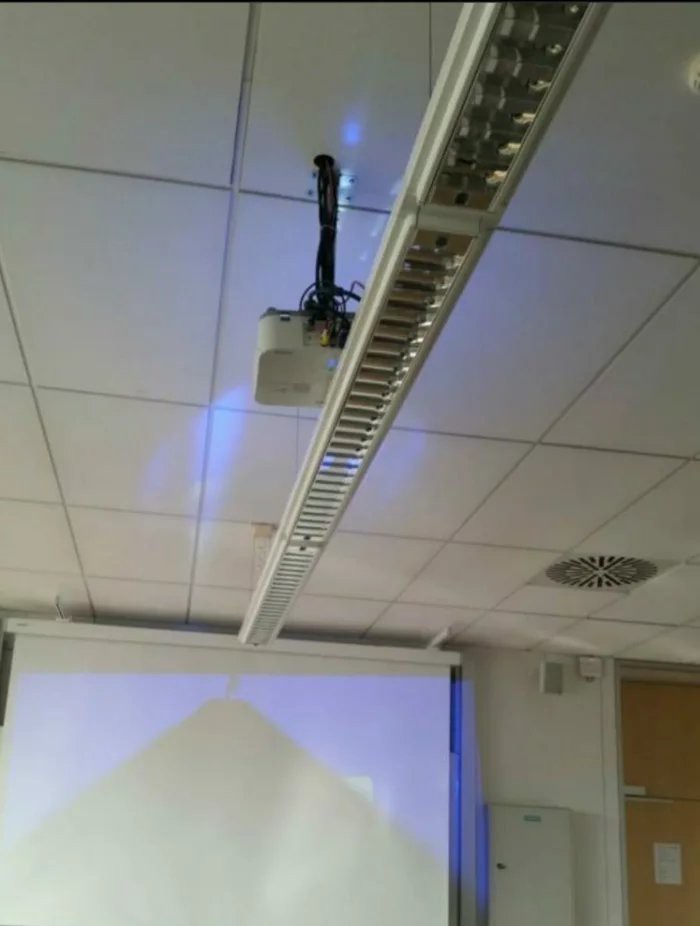 Auch hier hat der Hausmeister Mist gebaut