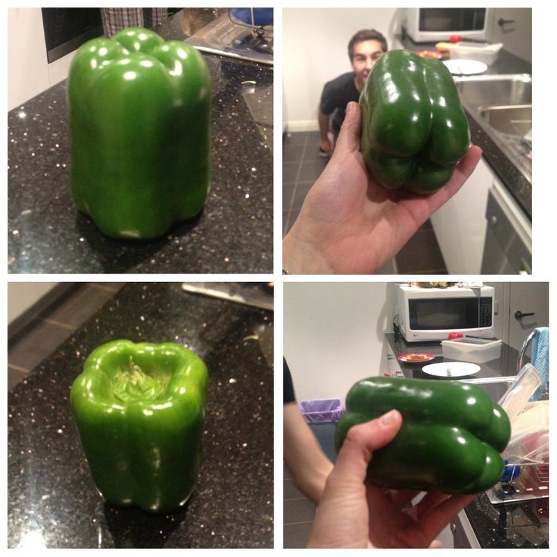 Eine Paprika, die perfekt geformt ist und einem ein gutes Gefühl gibt