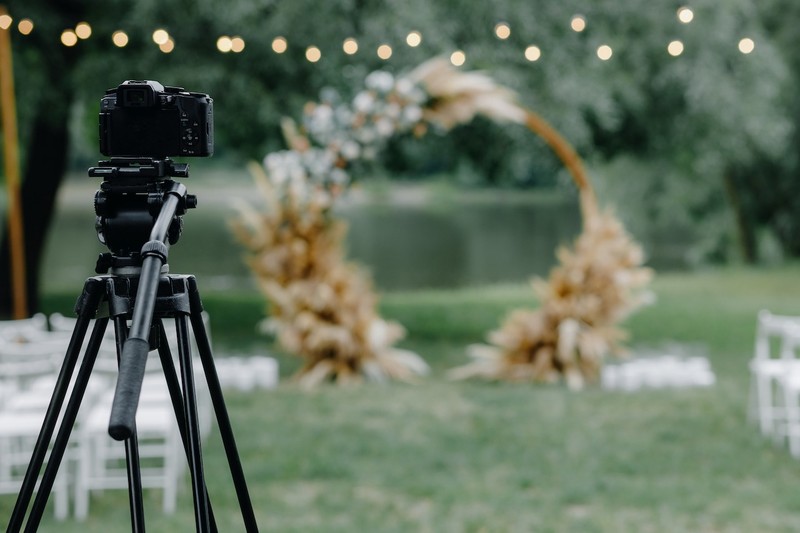 Hochzeitsfotograf*innen bekommen die absurdesten Anfragen.