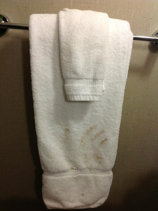 Kann denn nicht zumindest das Handtuch im Badezimmer des Hotels gewaschen sein?!