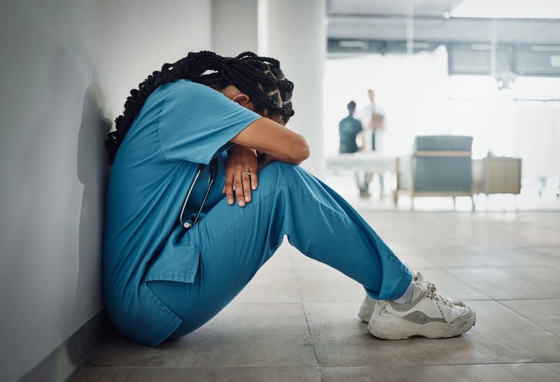 An dem Patienten musste leide das ganze Krankenhaus leiden.