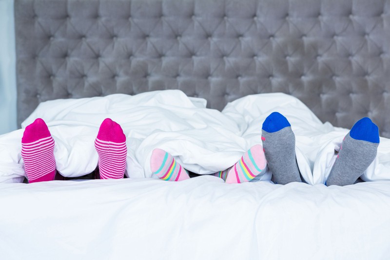 Selbst Socken können deine Schlafqualität schon entscheidend beeinflussen.