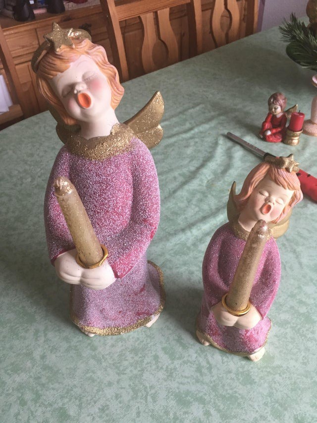 Die Weihnachtsfiguren sind sehr lustig