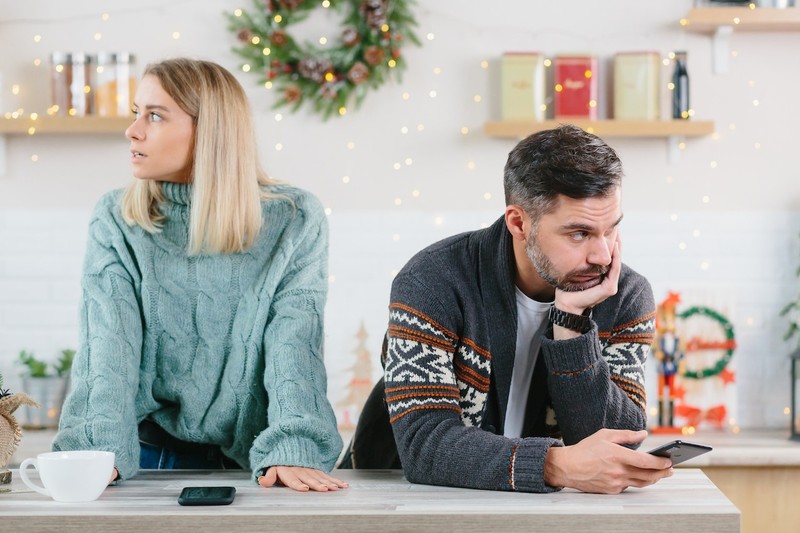 Auch an Weihnachten zeigen Menschen gerne einmal ihr wahres Gesicht.