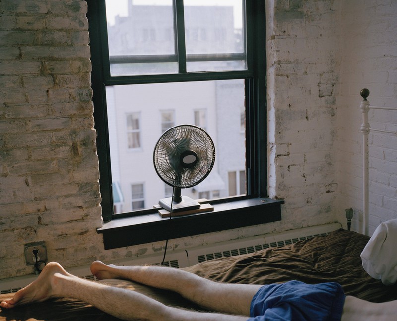 Schlafen mit Ventilator kann schön sein. Aber es gibt versteckte Risiken.