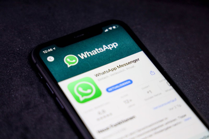 Auf WhatsApp und Facebook werden gerade neue Funktionen eingeführt, die viele Nutzer überraschen könnten