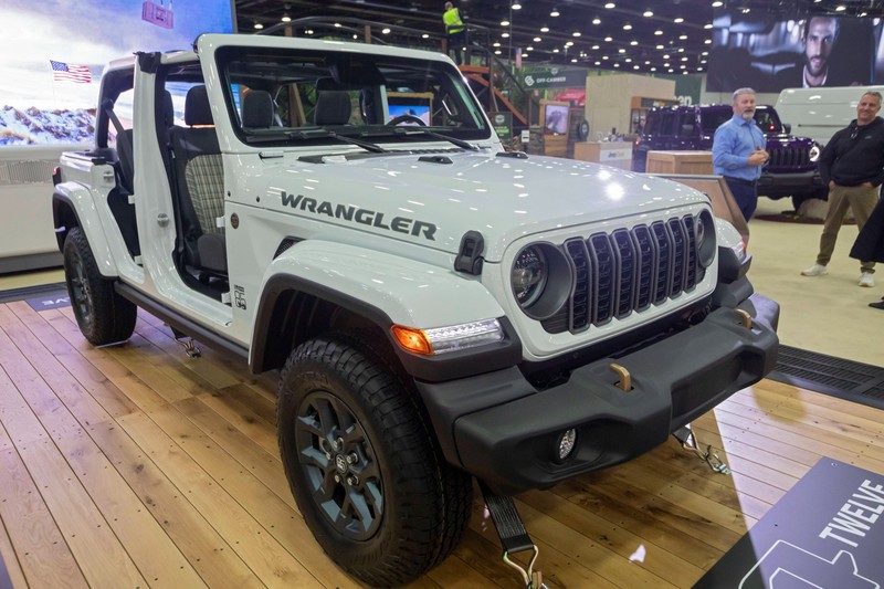 Die Jeep-Modelle Wrangler und Gladiator von 2021 bis 2025 sind vom Rückruf betroffen.
