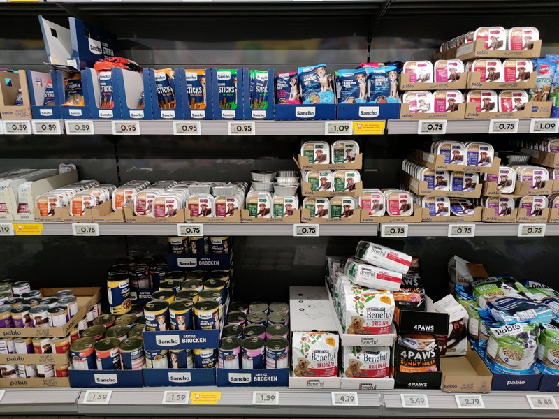 Dog's Nature hat Salmonellen in Hundeprodukten festgestellt.