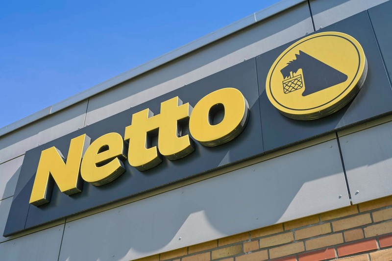 Netto ApS ist der Netto mit dem Hund. Hier gibt es einen Rückruf von Frikadellen.