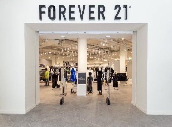 Forever 21 war einst ein beliebter Anlaufpunkt für Modebegeisterte in Deutschland.