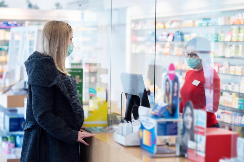 In der Apotheke:Ein Problem, das im Zusammenhang mit dem zunehmenden Gebrauch von Ozempic auftritt, ist der Medikamentenmangel.