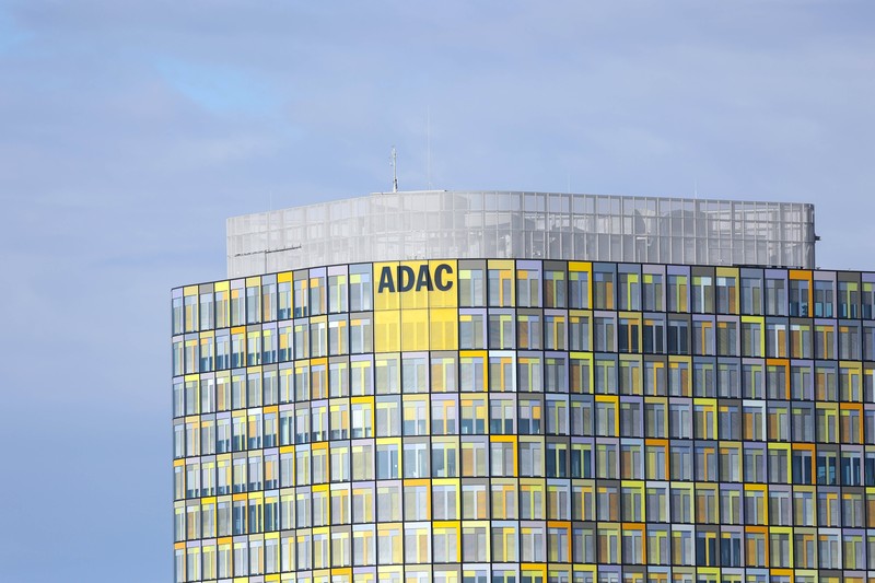ADAC plant Beitragserhöhungen ab 2027.