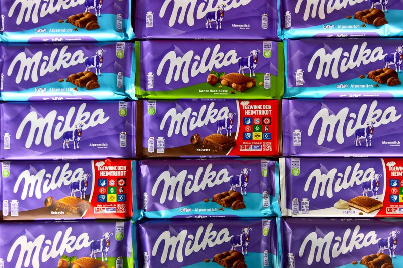 Milka, Lindt, Ritter Sport und viele weitere Schokoladen sind momentan sehr teuer.