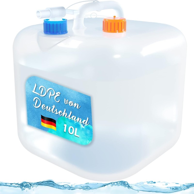 Wasser ist beim Campen essenziell und ein faltbare Wasserkanister deshalb ein Must-Have.