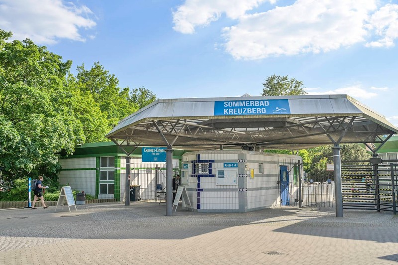 Die Freibäder in Berlin verschärfen die Sicherheit.