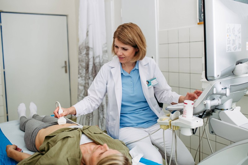 Zusätzliche Vorsorgeuntersuchungen wie Organ-Ultraschall werden oft nicht übernommen.
