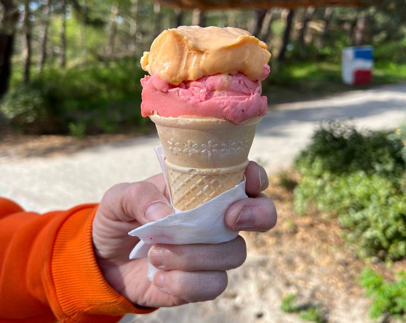 Die Eisdielen-Serviette hat gleich zwei verschiedene Funktionen.