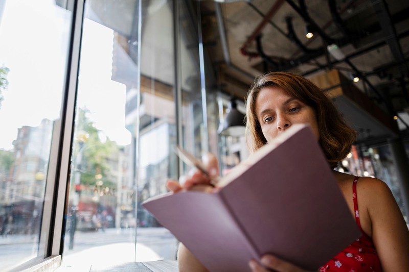 Tagebuch führen ist ideal für ein besseres Verständnis.