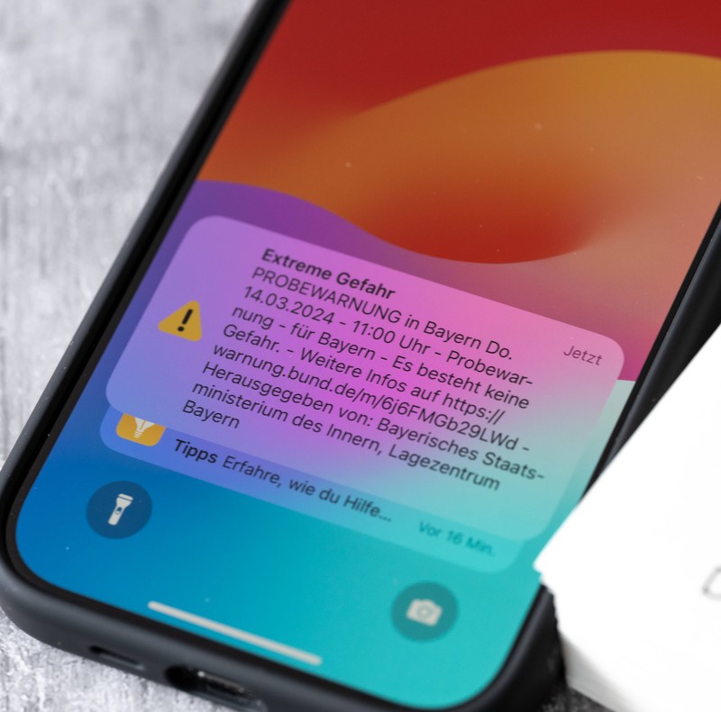 Wegen einer gefährlichen Sicherheitslücke bei Xiaomi-Smartphones warnt die Stiftung Warentest aktuell vor manipulierten Push-Benachrichtigungen.