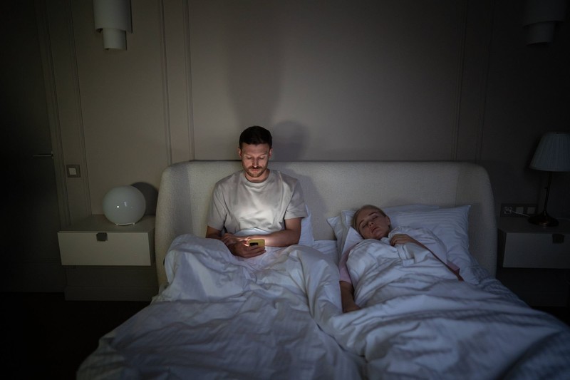 Das Handy hat nichts im Bett zu suchen.