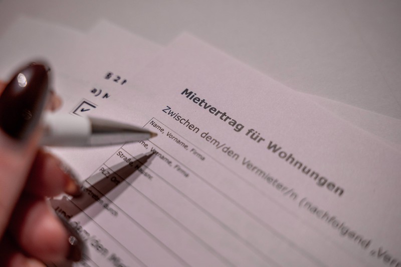 Für Vermieter*innen und Mieter*innen gibt es 2026 viele neue Regelungen.