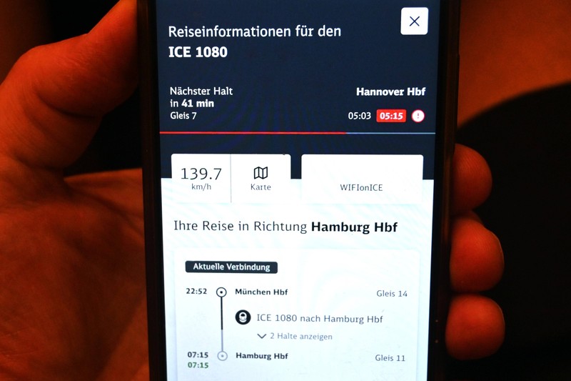 Die DB-App kann dir sehr behilflich sein